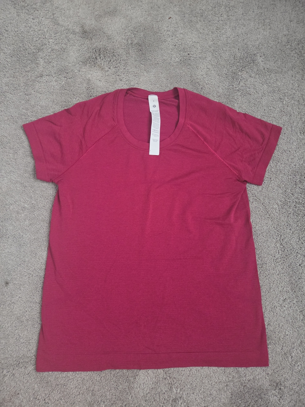 Lululemon Swiftly Tech Short Sleeve Shirt 2.0 Pink Size 6 Like New